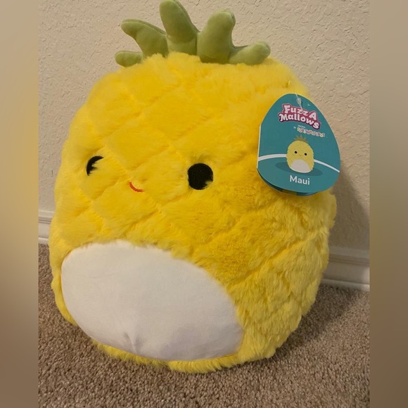 New Maui The Pineapple Fuzzamallow Squishmallow - Picture 9 of 16